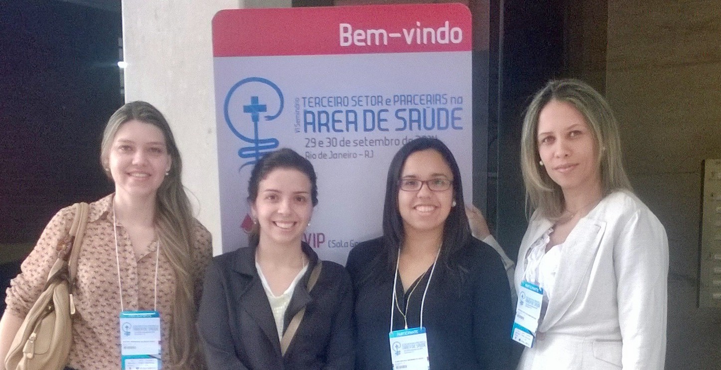 Da esquerda para a direita: Rachel ao lado de Fernanda Mayor, Aline Silva e Rafaela Delduque, colaboradoras da Gerência de Projetos da Fiotec.